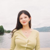 Xinyue Z.
