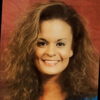 Laura Hochwalt