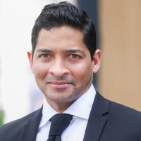 Stefan Pinheiro, Aia