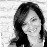 Nicole Linnell