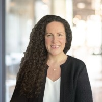 Amy Barry, Mba