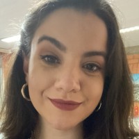 Ana Caroline Zandona