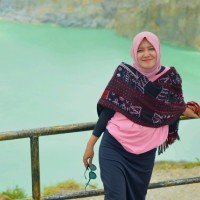 Riny Sari
