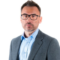 Andrzej S.