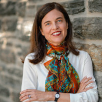 Courtney L. Dillard