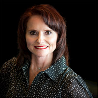 Ginger Simmons