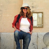 Maria R. Pons