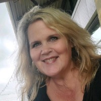 Shelly Kuhns
