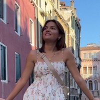 İrem Üstün