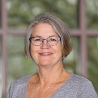 Peggy Dlugozima