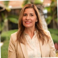 Nais Lopez, Shrm-Cp