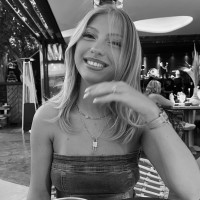 Suzanne Moussiegt