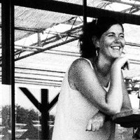 Esther De Jong