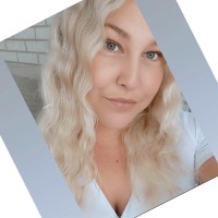 Josefin Engström