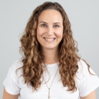 Sarah Gustat