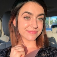 Mia Demay