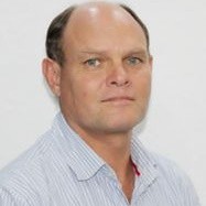 Tienie Nieuwoudt