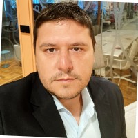 André Lovato