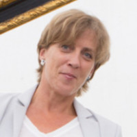 Inge Peters