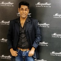 Zubair Q.