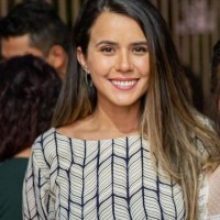 Elisângela C.
