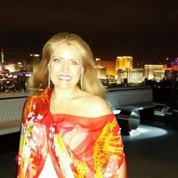 Renee L Gillard