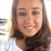 Erika Helena Cardoso Stedefeldi