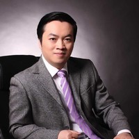 Thomas Huang