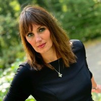 Sandra Schott