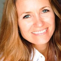 Andrea Tennant