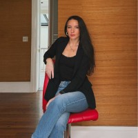 Alyona Howard