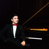 Efrain Ulloa