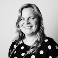 Joyce Van Dillen