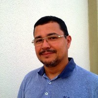 André R.
