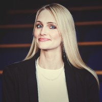 Dr Victoria Roper