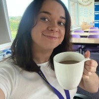 Linzi Webb