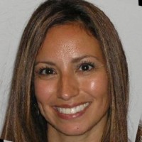 Vivian Santamaria-Vega