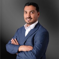 Husni Zakariya, Mrics, Maiqs, Cqs, Miet, Beng (Hons)