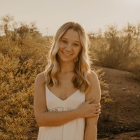 Julia Wolf