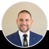 James Helm, Mitldshp