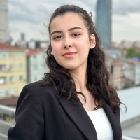 Elif Akyüz