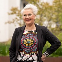Caroline Van Ballegooijen
