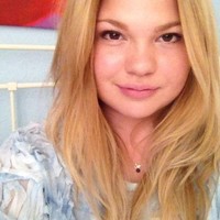 Elvira Hoby