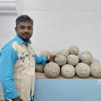 Muthu G