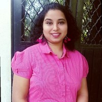 Dr Vrushali Dandawate