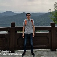 Louie Weng 翁月楼