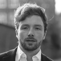 Oliver Scott