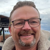 Brett Rhoades