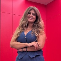 Rouwayda Dana MD EMBA