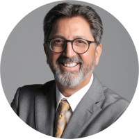 Ismael “Chiqui” Ruiz, CIC, CRM